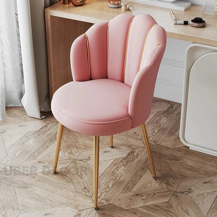 Amaera Luxe Accent Chair – Creative Shell Flower Makeup Stool Compact Backrest Ergonomic Chair Full Sitting Sensation All-match Chair for Living Room - Uber Decor