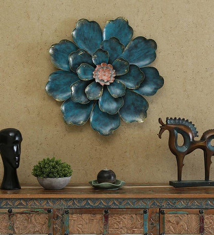 Decorative Blue Flower Distressed Wall Decor Metal Wall Art