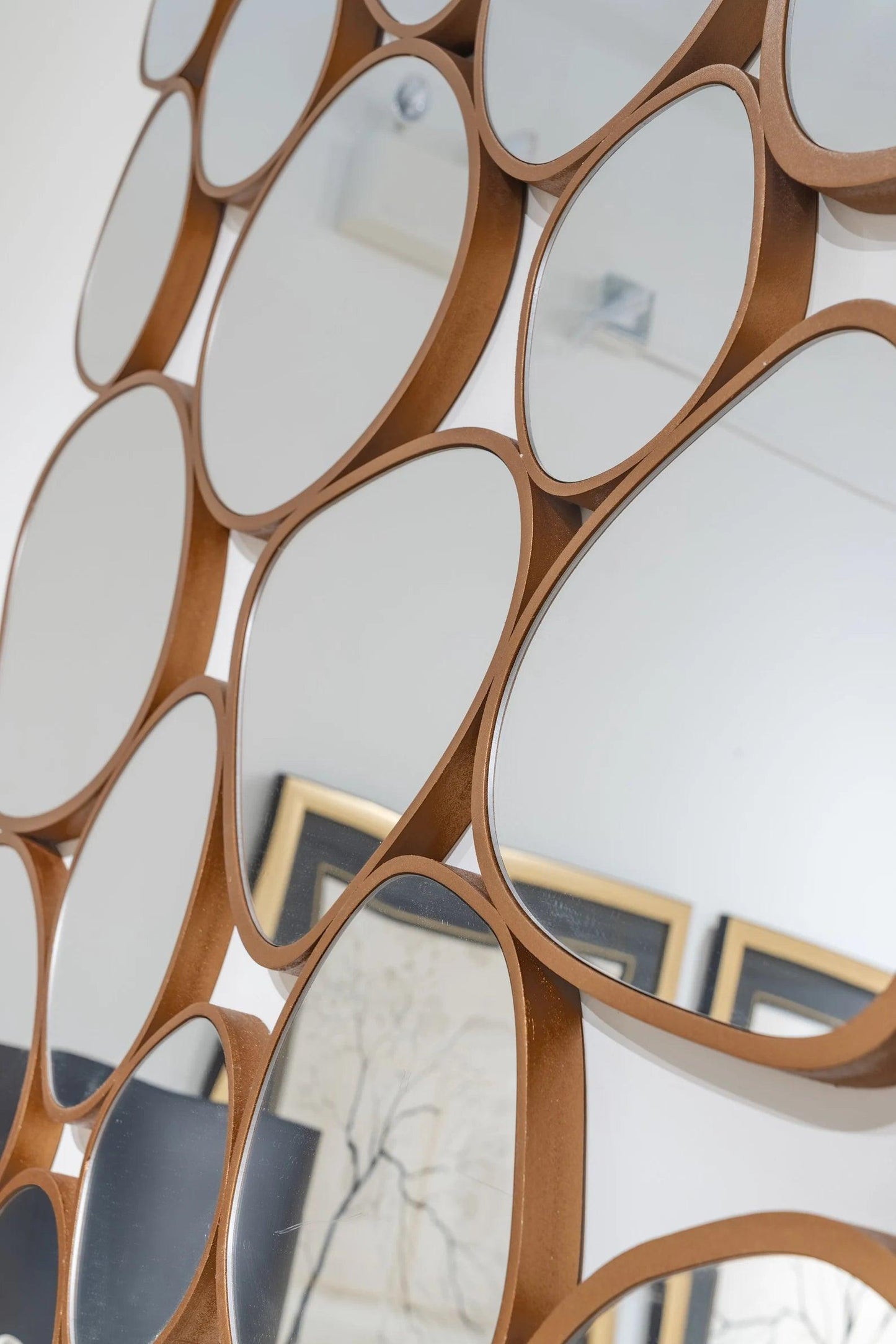 Eros' Luster: Water Drop Pebbles Modern Decorative Mirror for Wall Decoration