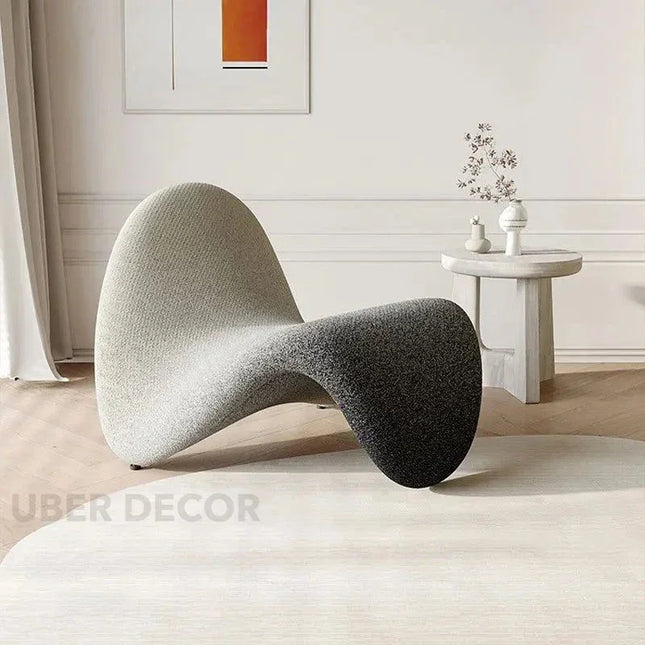 Velluto Wave – Italian Minimalist Tongue Lounge Chair for Hotel Lobbies & Modern Living Spaces - Uber Decor
