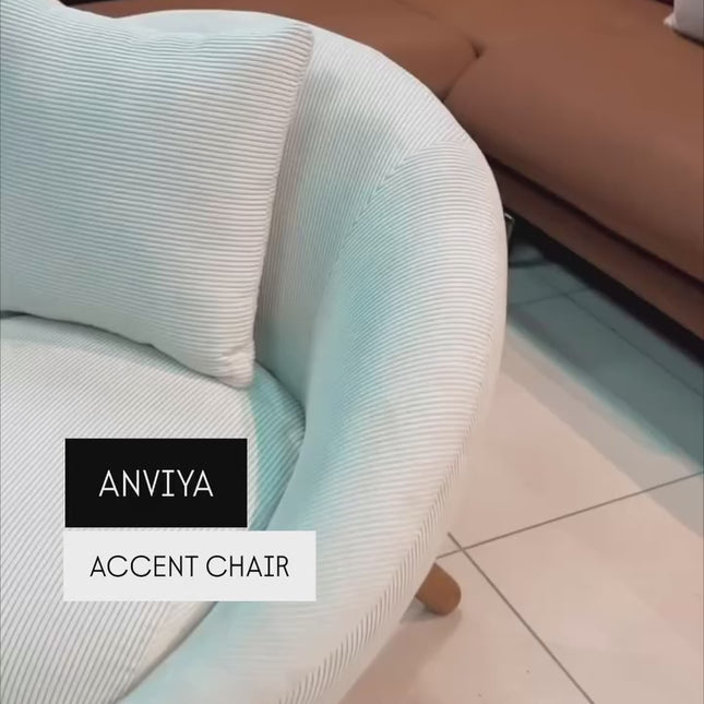 Anviya Luxe Accent Chair – Minimal Nordic Fabric Chair for any Room