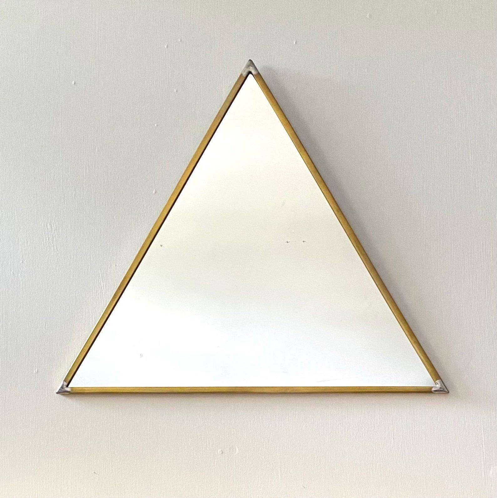 Triangle Wall Mirror – Modern Geometric Design - Uber Decor